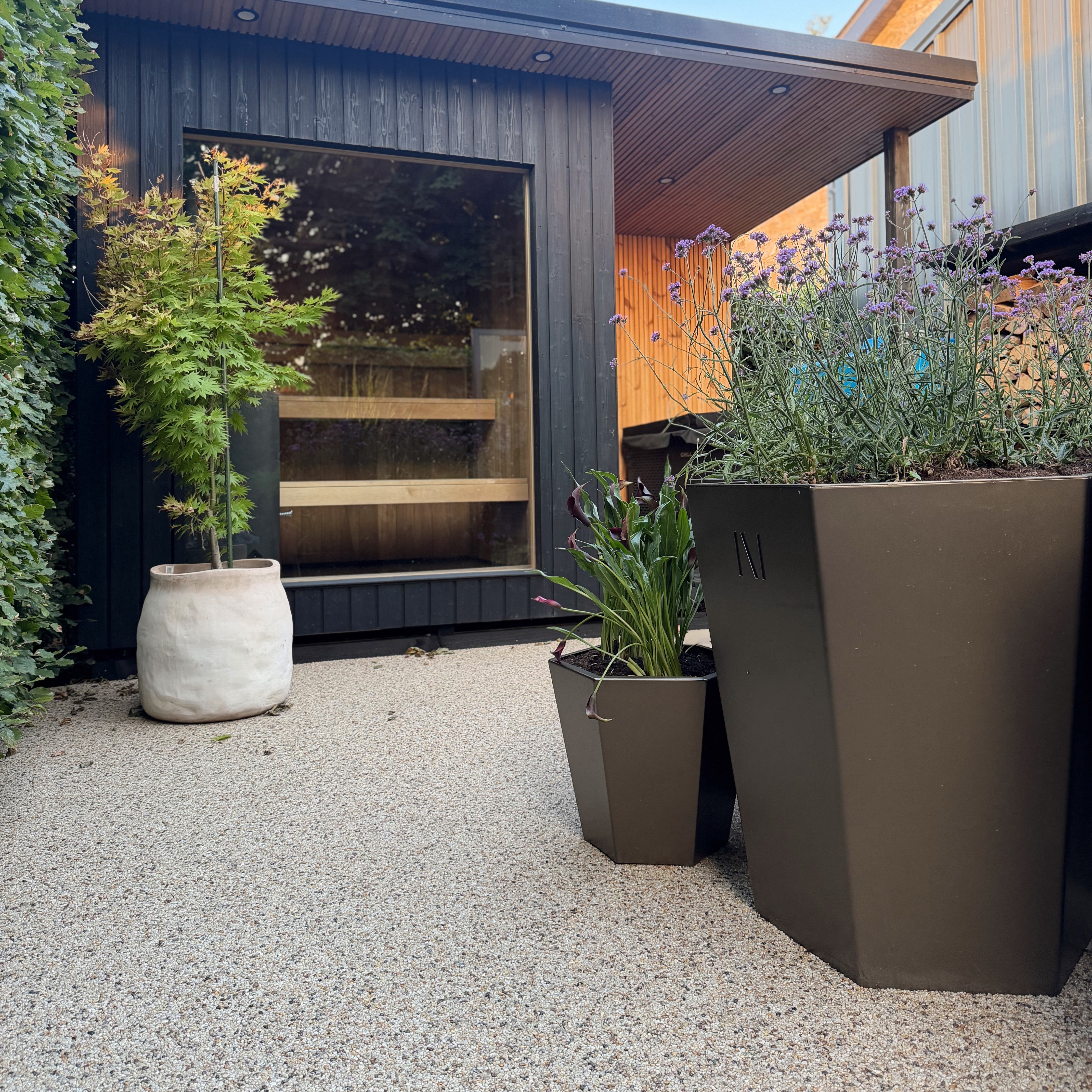 Set of 2 Medium Bronzed Steel Planters