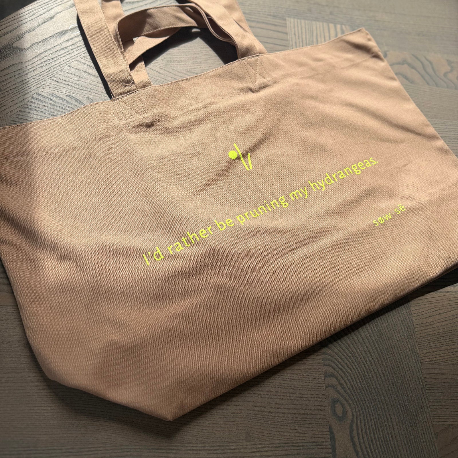 Tote Bag 'I'd Rather Be Pruning My Hydrangeas'