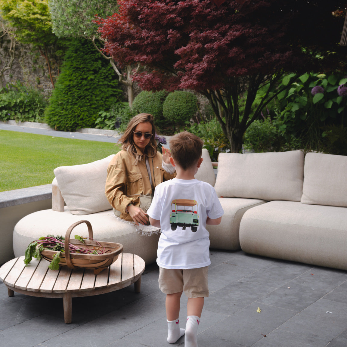 Kids T-Shirt & Surprise Stickers